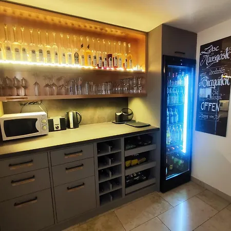 Zum Schnapsbrenner - Garni *