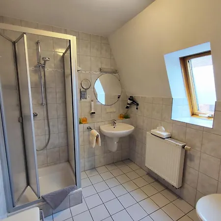 Hotell Zum Schnapsbrenner - Garni *