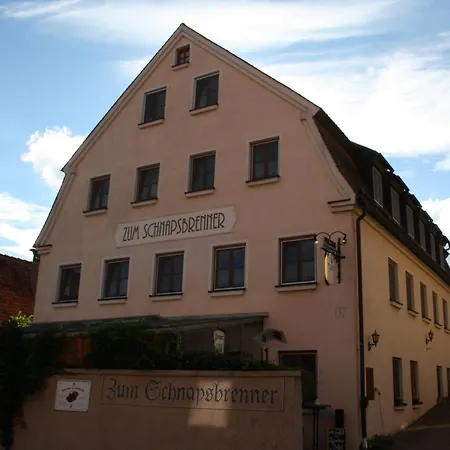Zum Schnapsbrenner - Garni Hotell